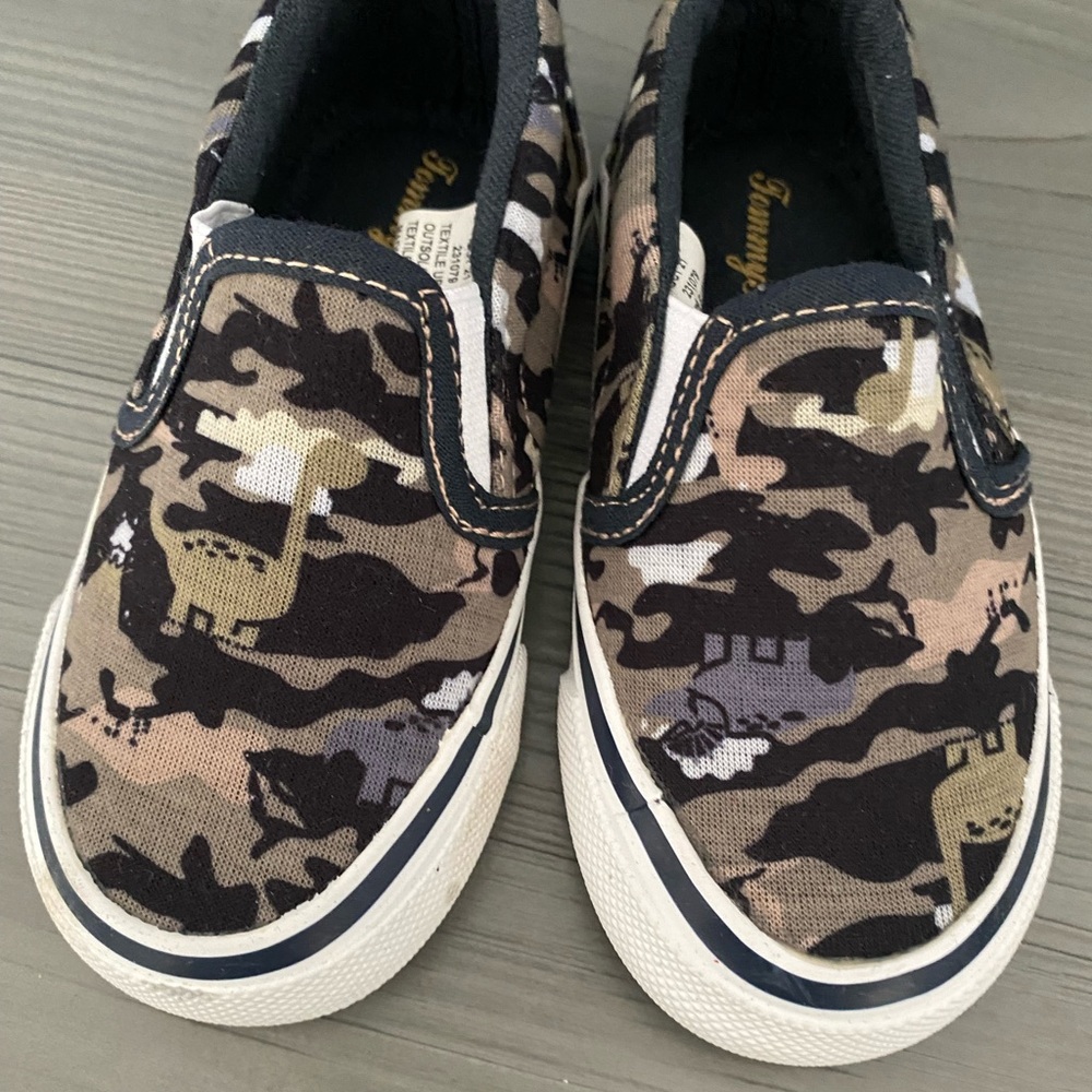 Boys toddler size 7 AND toddler size 9 Dino camo sneaker slides